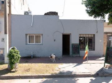 Casa · 98m² · 5 Ambientes · Casa en Venta en Ciudad de San Lorenzo