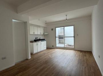PH · 105m² · 4 Ambientes · Venta PH - 4 Amb a Estrenar Patio y Jardín