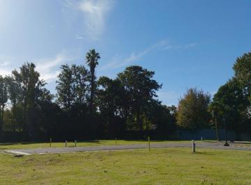 Terreno · 813m² · Lote Terreno en Barrio Cerrado Lomas de San Isidro