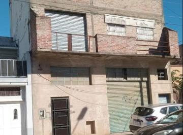 Bodega-Galpón , Tres de Febrero · Galpón 400 m² en 3 Plantas con Oficinas y Montacargas