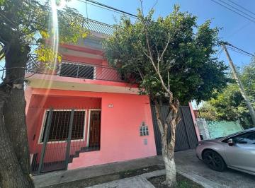 Casa · 280m² · 5 Ambientes · 2 Cocheras · Venta Chalet de 5 Amb + 6 Depto de 2 Amb en Block
