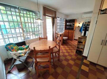 Casa · 91m² · 4 Ambientes · En Venta Casa de Dos Dorm.. Barrio Sarmiento