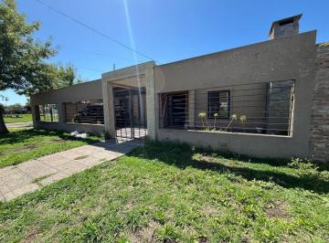 Casa · 325m² · 6 Ambientes · Casa en Venta en Pergamino con Pileta