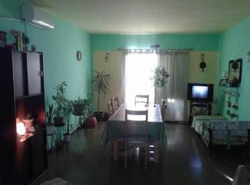 Departamento · 70m² · 4 Ambientes · Departamento en Venta - 3 Dorm. 1 Baño - 70 m² - Villa Elvira