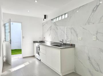 Departamento · 52m² · 2 Ambientes · Departamento Dos Ambientes Planta Baja con Patio a La Venta en Lujan Centro