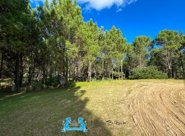 Terreno , Costa Esmeralda · Venta Lote 1700 m² Costa Esmeralda Entorno Natural Arbolado