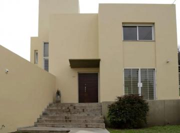 Casa de 7 ambientes, Córdoba · Venta Casa de Categoria en Barrio Arguello