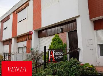 Casa de 5 ambientes, Tandil · Venta - Casa " Barrio Terminal" - 3 Habitaciones - Tandil