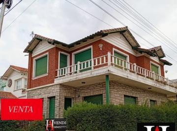 Casa de 6 ambientes, Tandil · Venta - Chalet de Dos Plantas - Tandil
