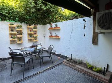 Casa · 85m² · 3 Ambientes · 1 Cochera · Casa en Olivos