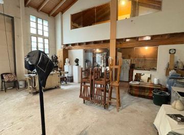 Bodega-Galpón · 70m² · Galpon y Oficina en Alquiler Arguello