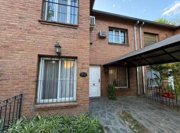 Casa · 70m² · 3 Ambientes · 1 Cochera · Venta Duplex 3 Amb y Cochera - Muñiz
