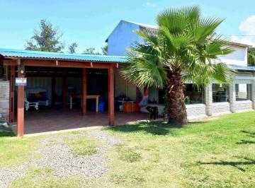 Casa · 84m² · 4 Ambientes · 1 Cochera · Casa 2 Dorm. Apta Banco, Atlantida Norte