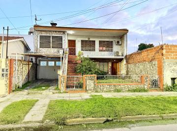 Casa de 7 ambientes, La Matanza · Excelente Casa Multifamiliar en Lote Propio en San Justo