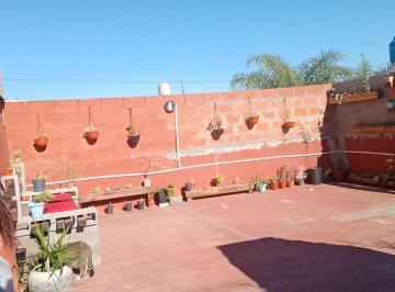 Casa · 93m² · 3 Ambientes · Casa en Venta en Avellaneda