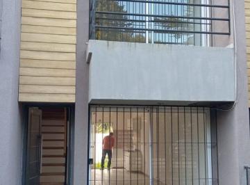 Casa · 62m² · 3 Ambientes · 1 Cochera · Duplex en Venta 2 Hab. Oportunidad Muy Buen0 m Paz