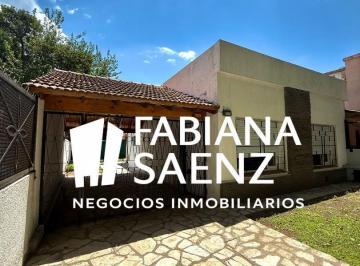 Casa · 90m² · 3 Ambientes · 1 Cochera · Casa en Venta Monte Grande Apta a Credito
