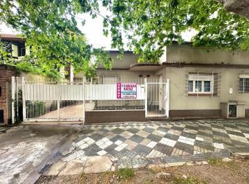 Casa · 80m² · 3 Ambientes · 1 Cochera · Casa en Venta en Monte Grande