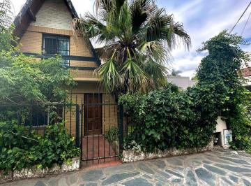Casa · 150m² · 6 Ambientes · 1 Cochera · Casa de 6 Ambientes Apta a Crédito