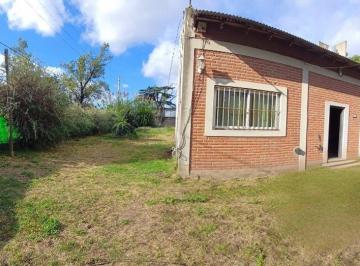 Casa · 50m² · 3 Ambientes · 1 Cochera · Venta Casa 3 Amb. + Lote Paso del Rey Apto Credito