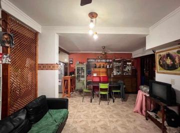 Casa · 180m² · 4 Ambientes · 2 Cocheras · Vta 3 Propiedades en Lote Unico - Mb Renta - El Talar