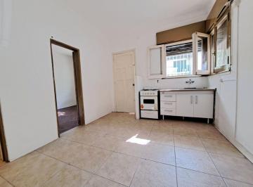 PH · 30m² · 2 Ambientes · Alquiler PH 2 Ambientes Al Frente en Martinez