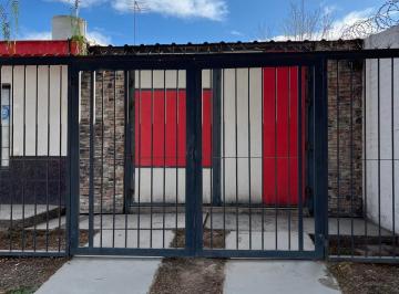 Casa de 5 ambientes, San Martín · Casa en Venta -