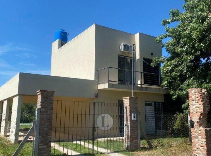 Casa · 80m² · 3 Ambientes · 1 Cochera