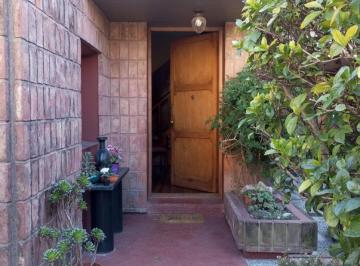 Casa de 6 ambientes, Agronomía · Hermosísima Casa en Agronomía *precio Total: U$480.000 + Depto de 2 Ambientes *