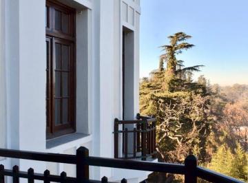 Oficina comercial · 33m² · 2 Ambientes · 1 Cochera · Oficina en Alquiler Domus Espacio Corporativo