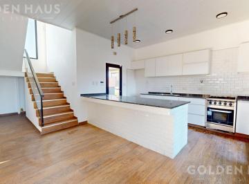 Casa · 139m² · 4 Ambientes · 2 Cocheras · Casa en Lares de Canning