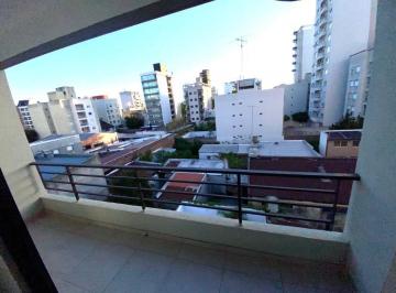 Departamento · 49m² · 2 Ambientes · Departamento en Venta de 1 Dormitorio con Balcon Al Contrafrente en 17 Entre 44 y 45