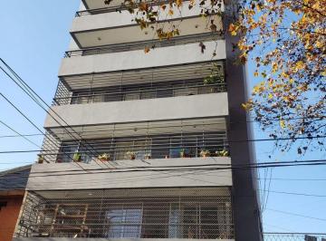 Departamento · 31m² · 1 Ambiente · Impecable! Alquiler Monoambiente con Sum Floresta