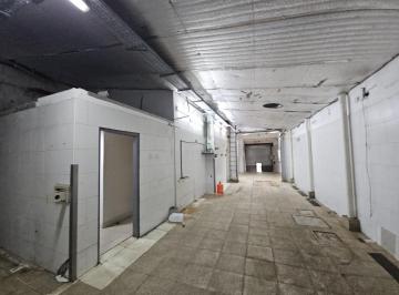 Local comercial · 150m² · 2 Ambientes · Alquiler Local en Parque Patricios