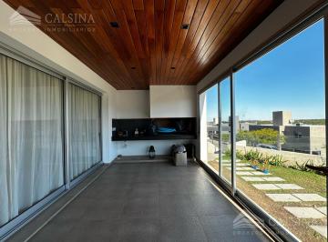 Casa · 558m² · 4 Dormitorios · 2 Cocheras · Casa en Alquiler El Rodeo Villa Warcalde con Seguridad