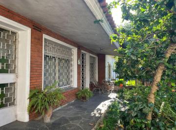 Casa · 142m² · 6 Ambientes · 1 Cochera · Venta Casa 4 Dorm. y Cochera en La Unión