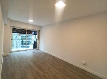 Departamento · 49m² · 2 Ambientes · Alquiler 2 Amb. C/balcon Monserrat