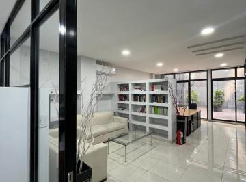 Oficina comercial · 100m² · 3 Ambientes · Oficina en Alquiler