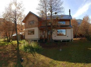 Casa · 153m² · 5 Ambientes · 1 Cochera · Casa en Venta en Villa Rio Hermoso, San Martin de Los Andes, Patagonia