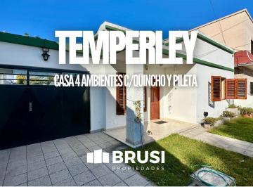 Casa · 159m² · 4 Ambientes · 2 Cocheras · Venta Casa 4 Ambientes con Quincho y Pileta en Temperley
