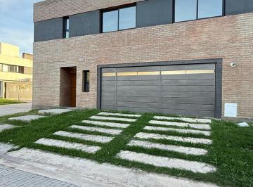 Casa de 5 ambientes, Malagueño · Duplex Acquavista