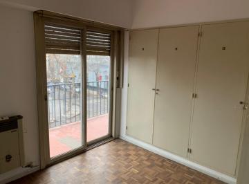 Departamento de 5 ambientes, Mercedes · Venta - Depto 3 Ambientes
