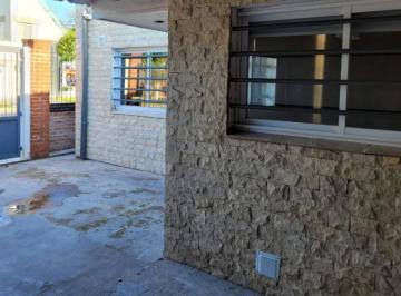Casa de 4 ambientes, Mar del Plata · Casa con Patio y Garaje