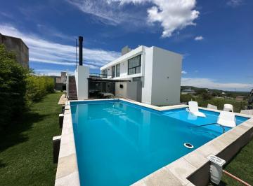 Casa · 275m² · 14 Ambientes · 2 Cocheras · Venta Casa Country Tierralta 3 Dorm Pileta
