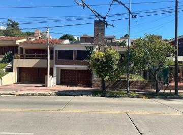 Casa · 282m² · 11 Ambientes · 4 Cocheras · Oportunidad Unica en Urca