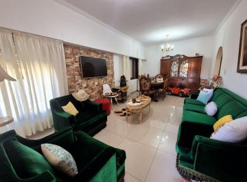 Casa · 100m² · 4 Ambientes · 2 Cocheras · Venta Casa 4 Ambientes Moron Multifamiliar Cochera