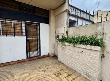 Departamento · 30m² · 1 Ambiente · Alquiler Monoambiente con Patio Sin Expensas
