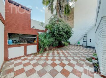 Casa · 105m² · 3 Ambientes · 1 Cochera · Venta Casa de 2 Dorm. con Cochera Patio y Terraza Apta Credito Barrio Hospitales