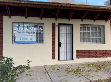 Casa · 4 Ambientes · Casa en Godoy Cruz