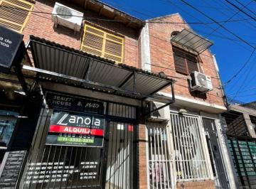 Local comercial de 2 ambientes, Morón · Excelente Local Al Frente en Castelar Centro